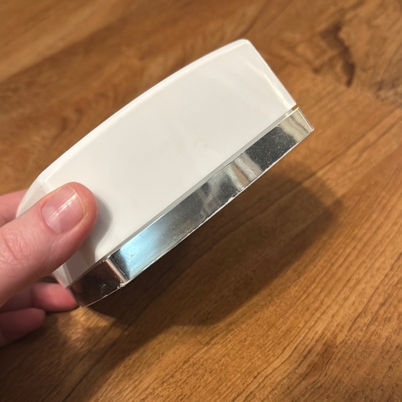 Vtg unopened Chanel No 19 luxury bath powder [Poudre Apres Bain De Luxe] - Picture 3 of 9